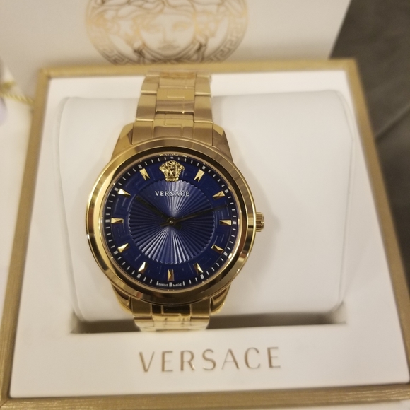Authentic Versace watch - Picture 3 of 8
